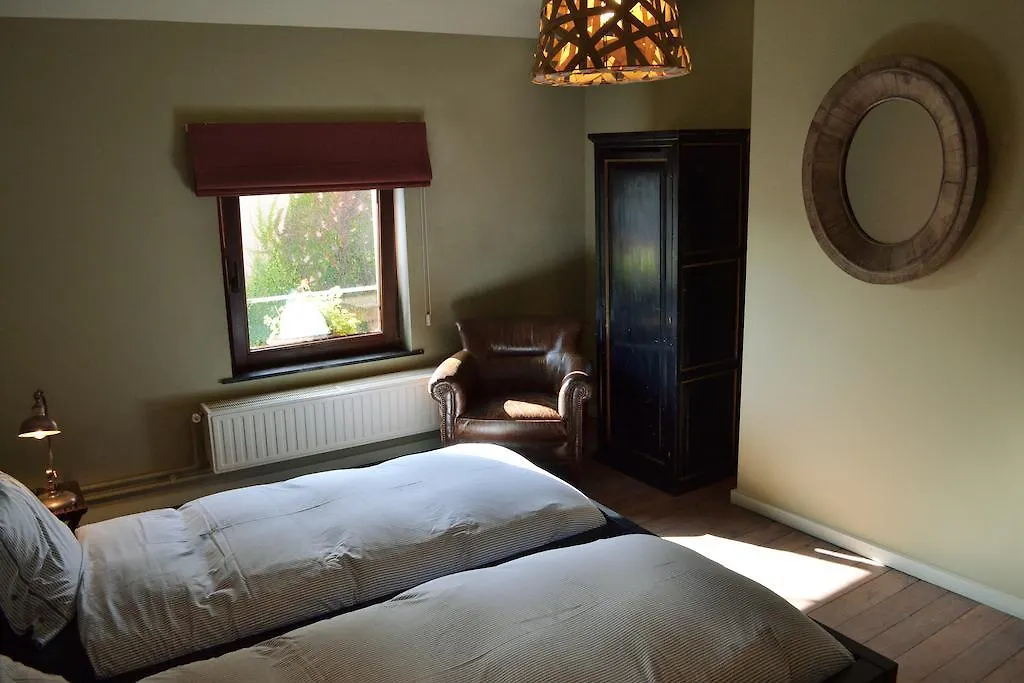 Villa Des Roses Voltaire Brussels